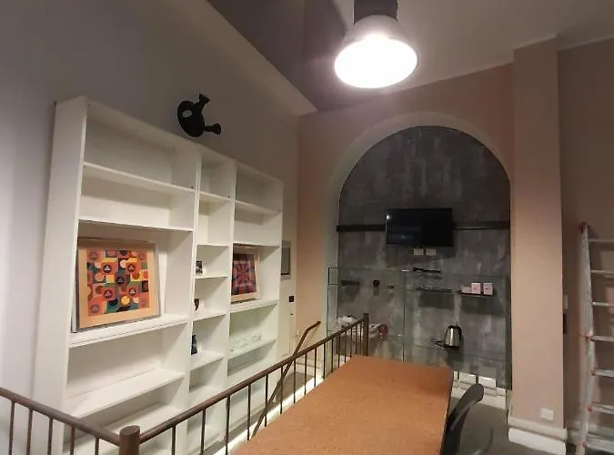 Garibaldi Loft, A Piedi A Palazzo Reale Апартаменты