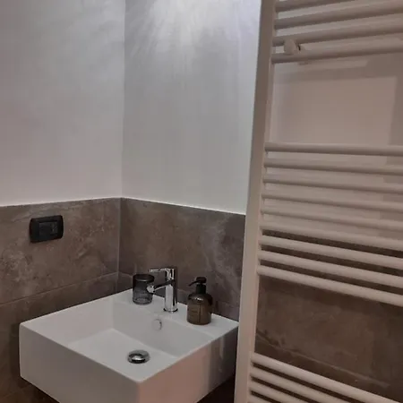 Апартаменты Garibaldi Loft, A Piedi A Palazzo Reale *